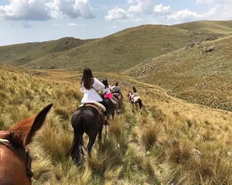 Paseos en Tandil: Cerros, Sierras y Circuitos para Recorrer